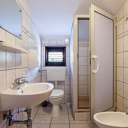 Malo - One-bedroom With Balcony And Sea View - Attic 3 Διαμέρισμα *