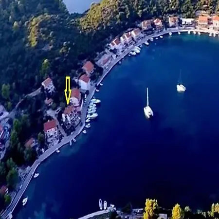 Apartman Malo - One-bedroom With Balcony And Sea View - Attic 3 *