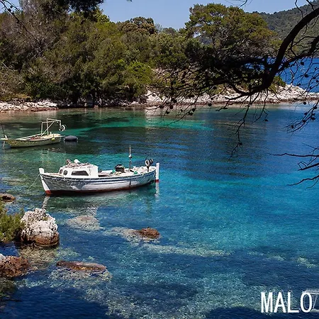 Апартаменты Malo - One-bedroom With Balcony And Sea View - Attic 3