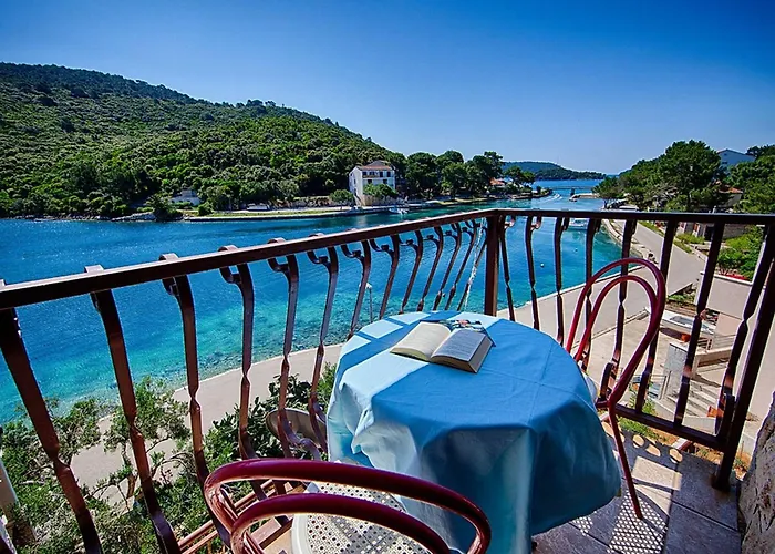 Malo - One-bedroom With Balcony And Sea View - Attic 3